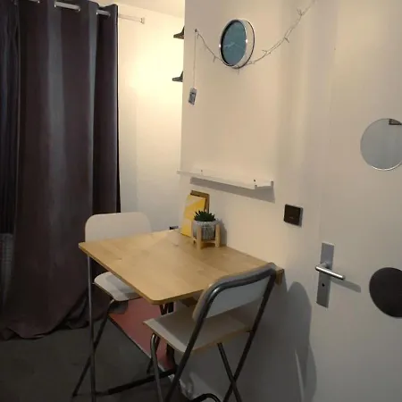 Lägenhet Superbe Studio En Plein Centre De